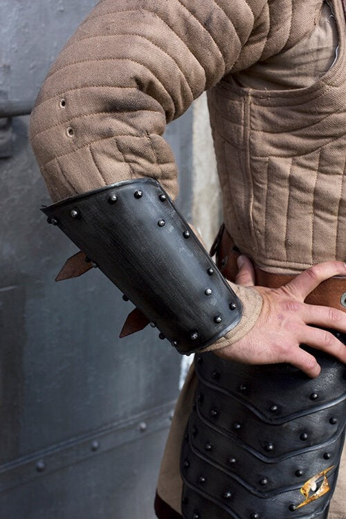 Vambraces Warrior, patinated, 1 mm
