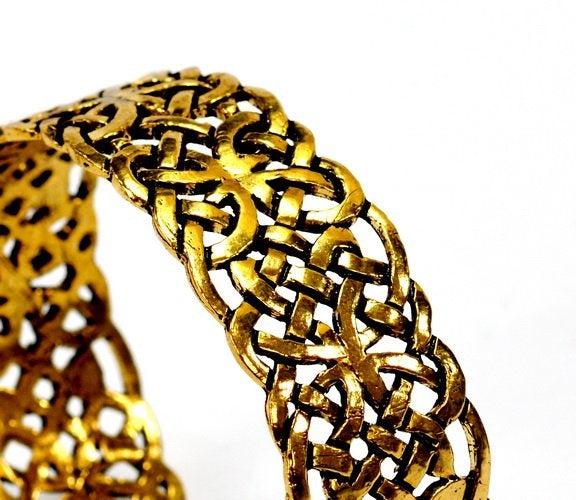 Celtic bracelet Book of Kells, bronze