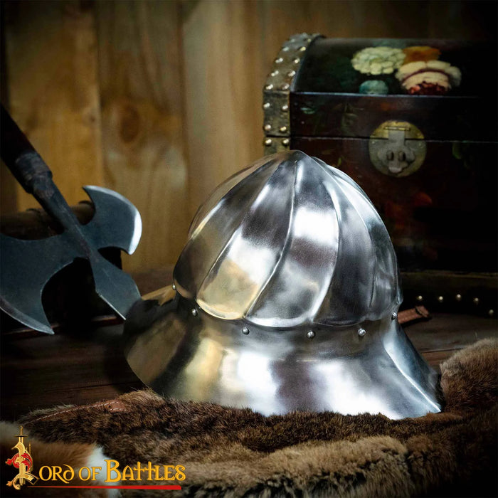 15th century Burgundian kettle hat, 1.6 mm