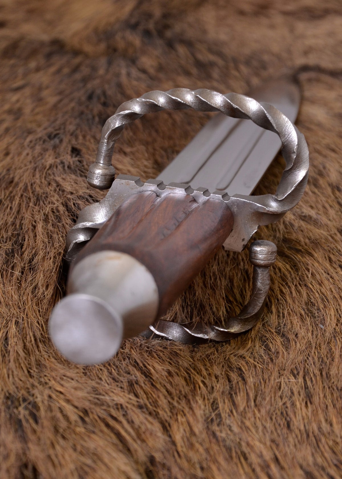 Landsknecht dagger, semi-sharp
