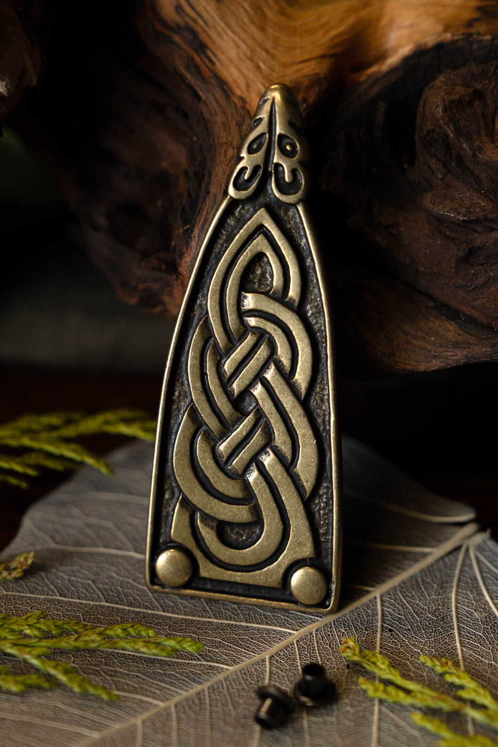 Viking belt end Borre animal