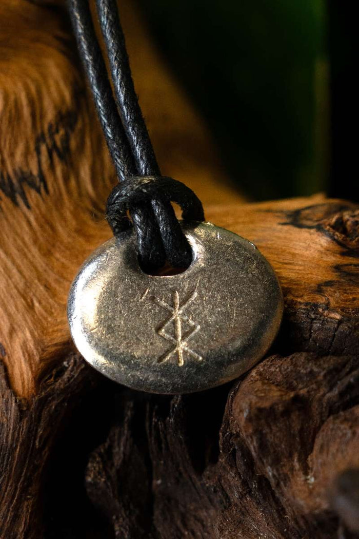 Rune jewel protection, pewter
