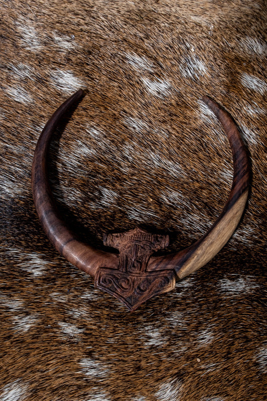 Torc Mjolnir, wood