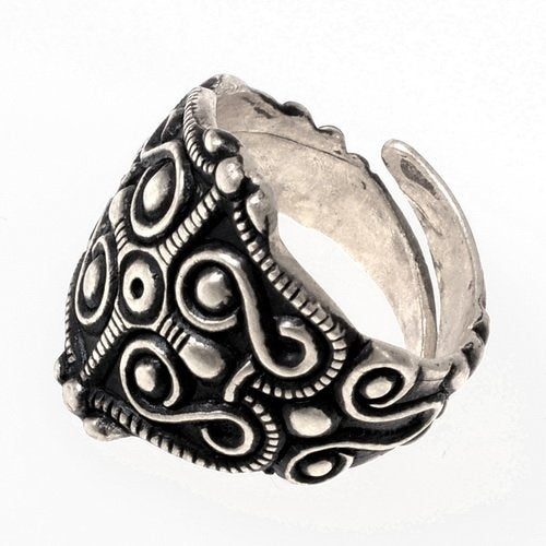 Gaulish ring La Tene, silvered bronze