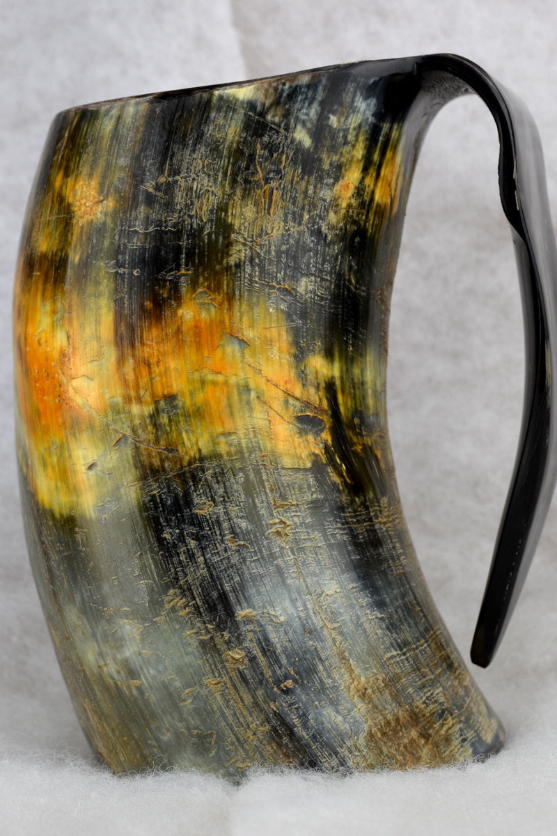 Großer Hornbecher Dimmuborgir, 650–1000 ml