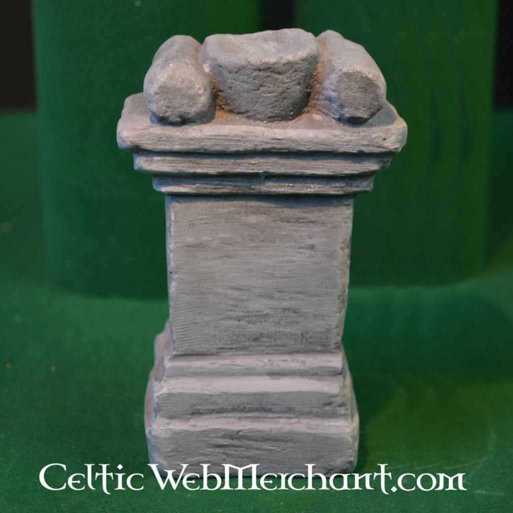 Columna for Roman house altar