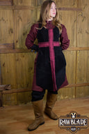 Tabarro crociato da donna, nero/rosso