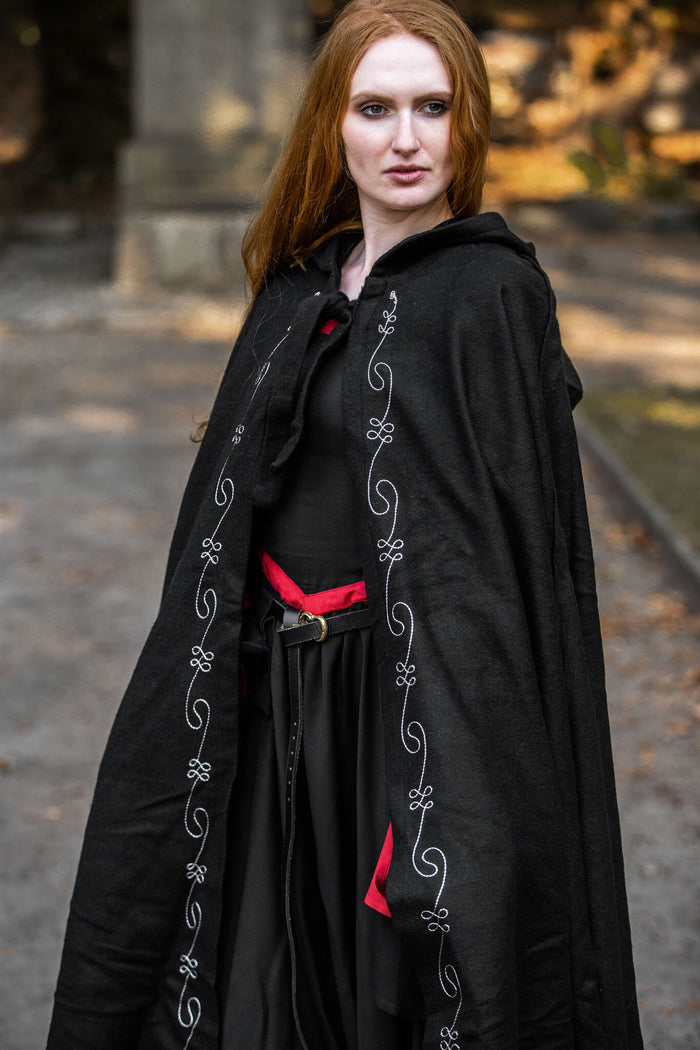 Embroidered cloak Damia, black, wool mix