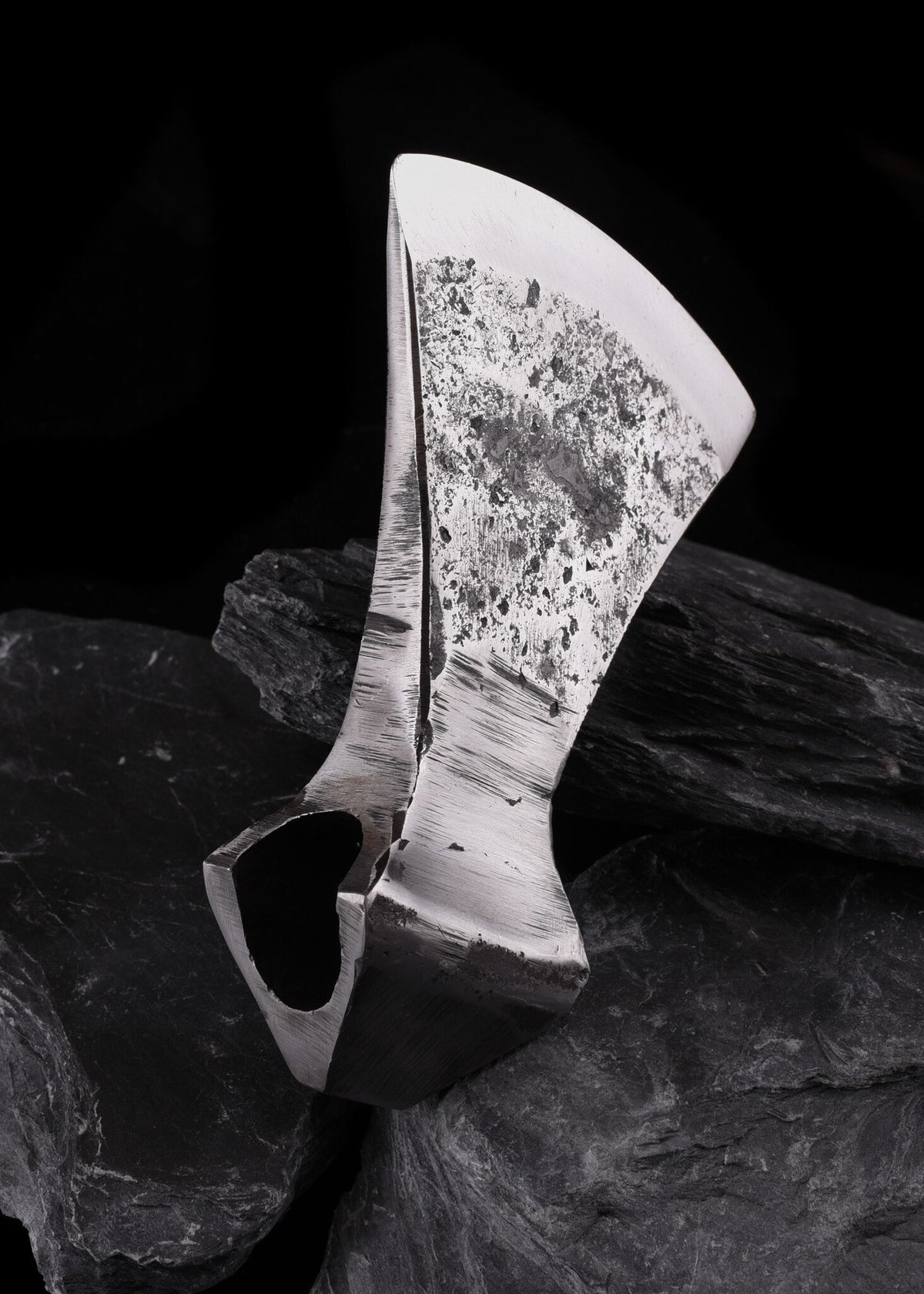 Hand-forged axe blade, old, sharp, semi-sharp