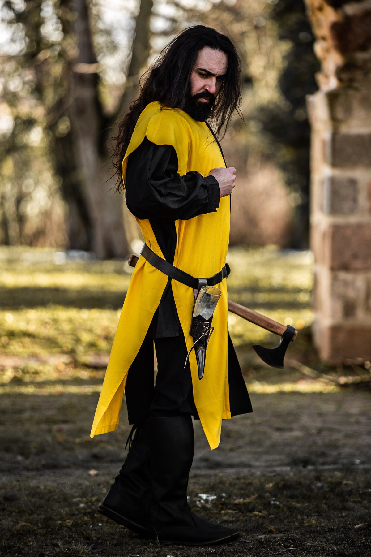 Surcoat men, black-yellow