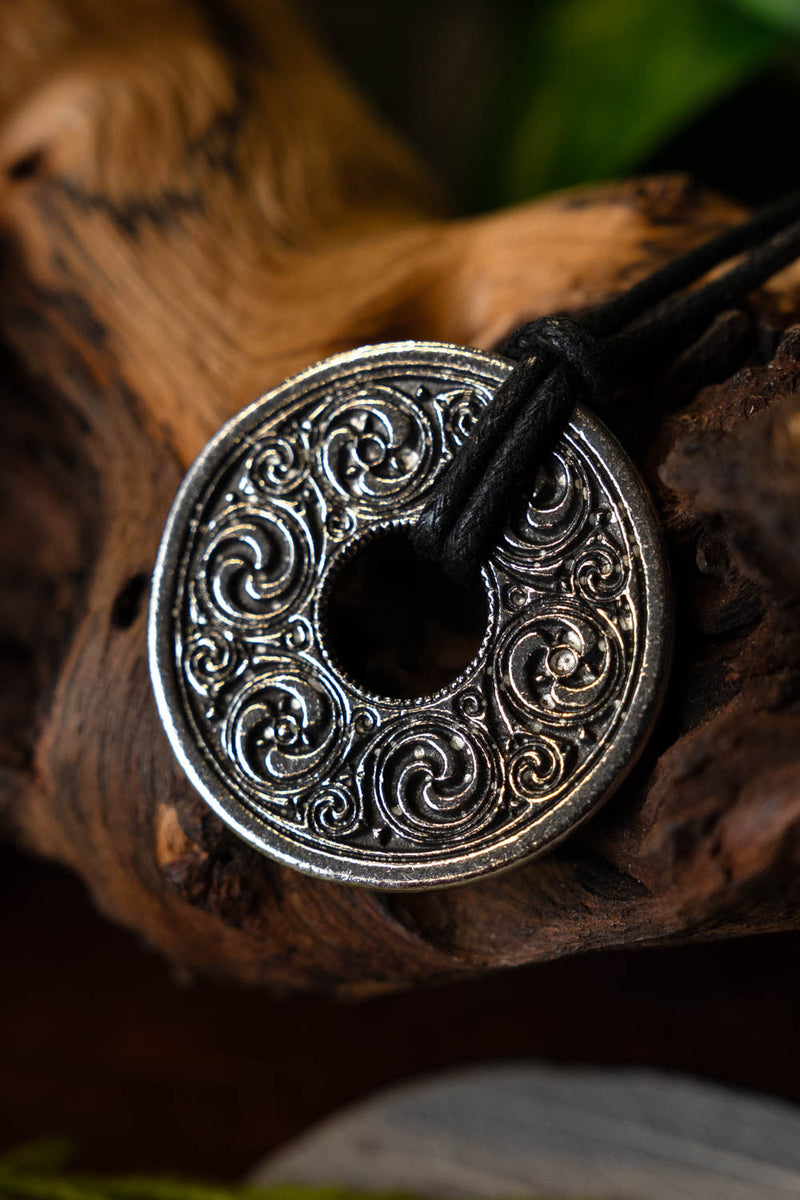 Disc pendant Book of Kells, pewter