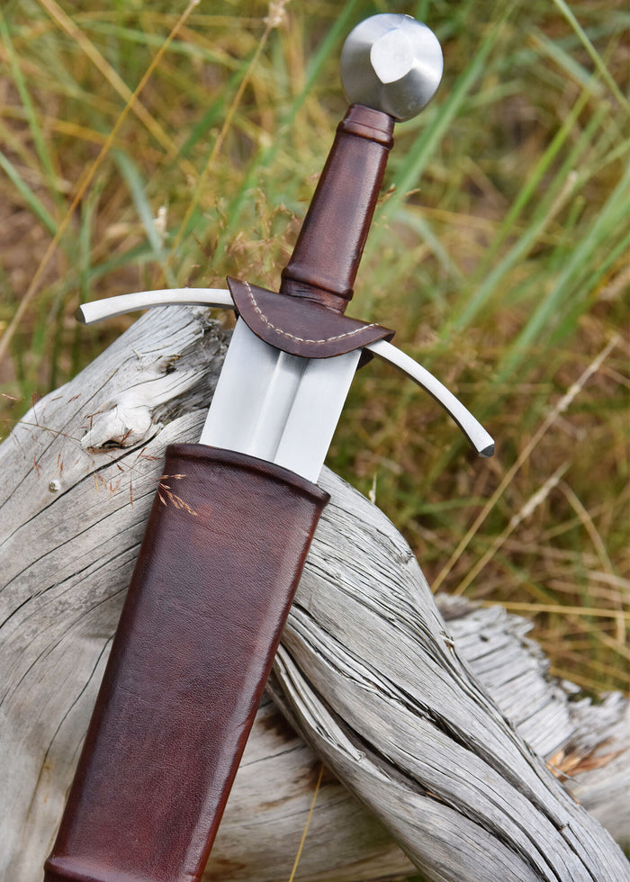 Toto knight sword with scabbard, 13th/14th century, semi-sharp