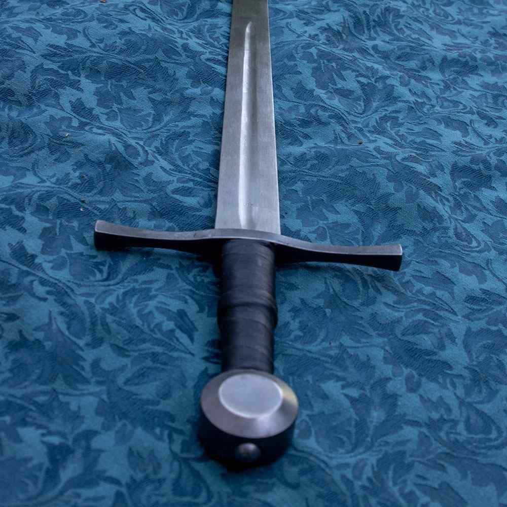 HEMA one-handed sword, medium flexibility, blunt (battle-ready)
