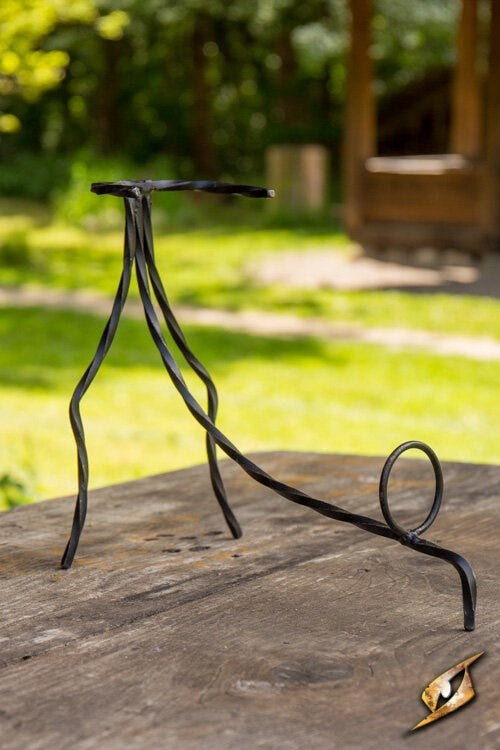 Drinking horn stand hand-forged, 0,3-0,5 liter horns
