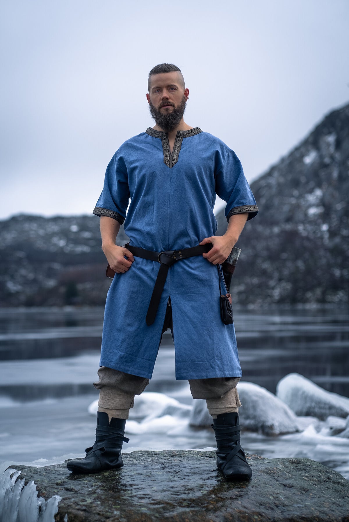 Celtic tunic, short sleeves, light blue