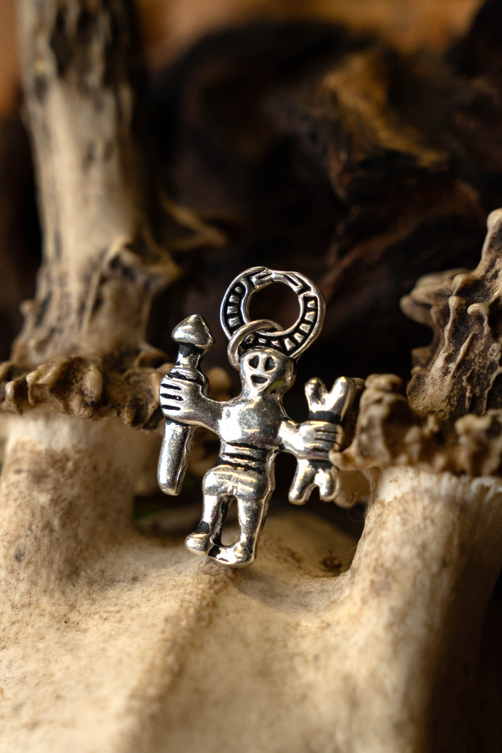 Vendel völva Odin amulet Uppland, silvered bronze