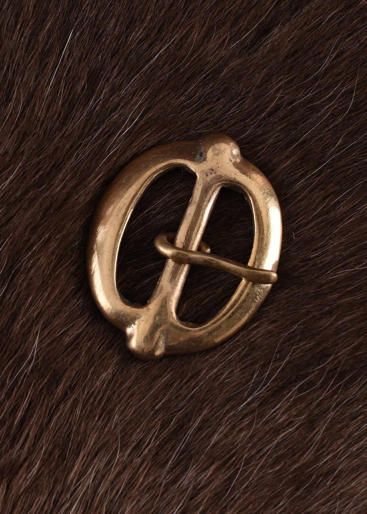 Double buckle brass