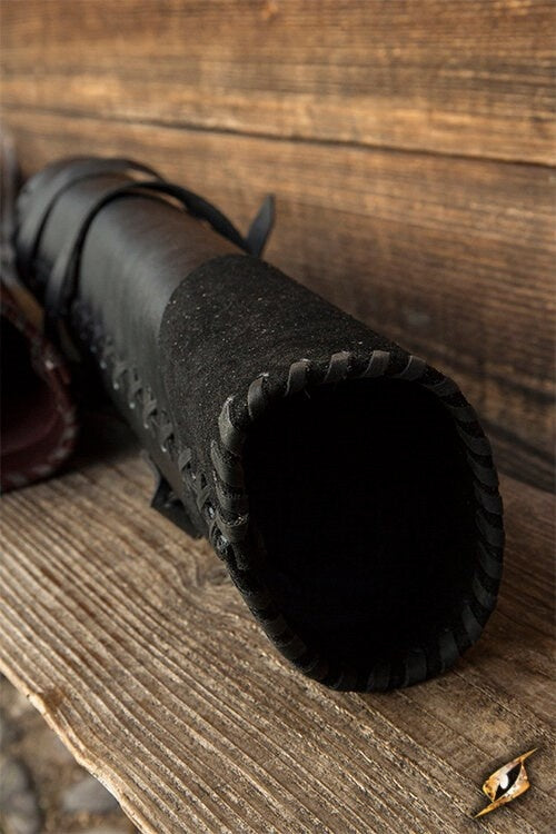 Quiver hunter, black