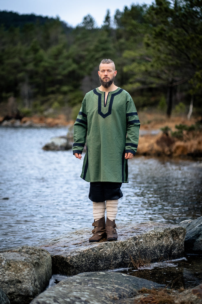Frankish tunic Clovis, green