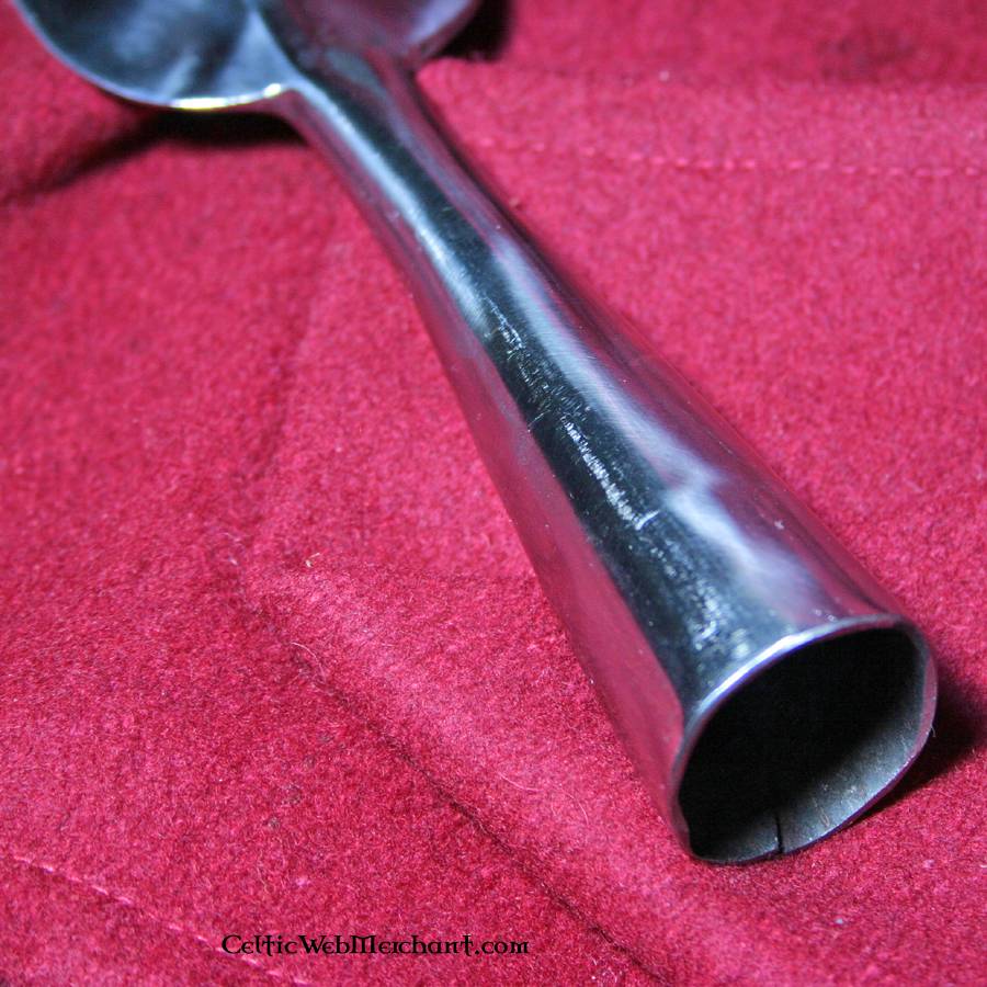 13th century spearhead, blunt (battle-ready)