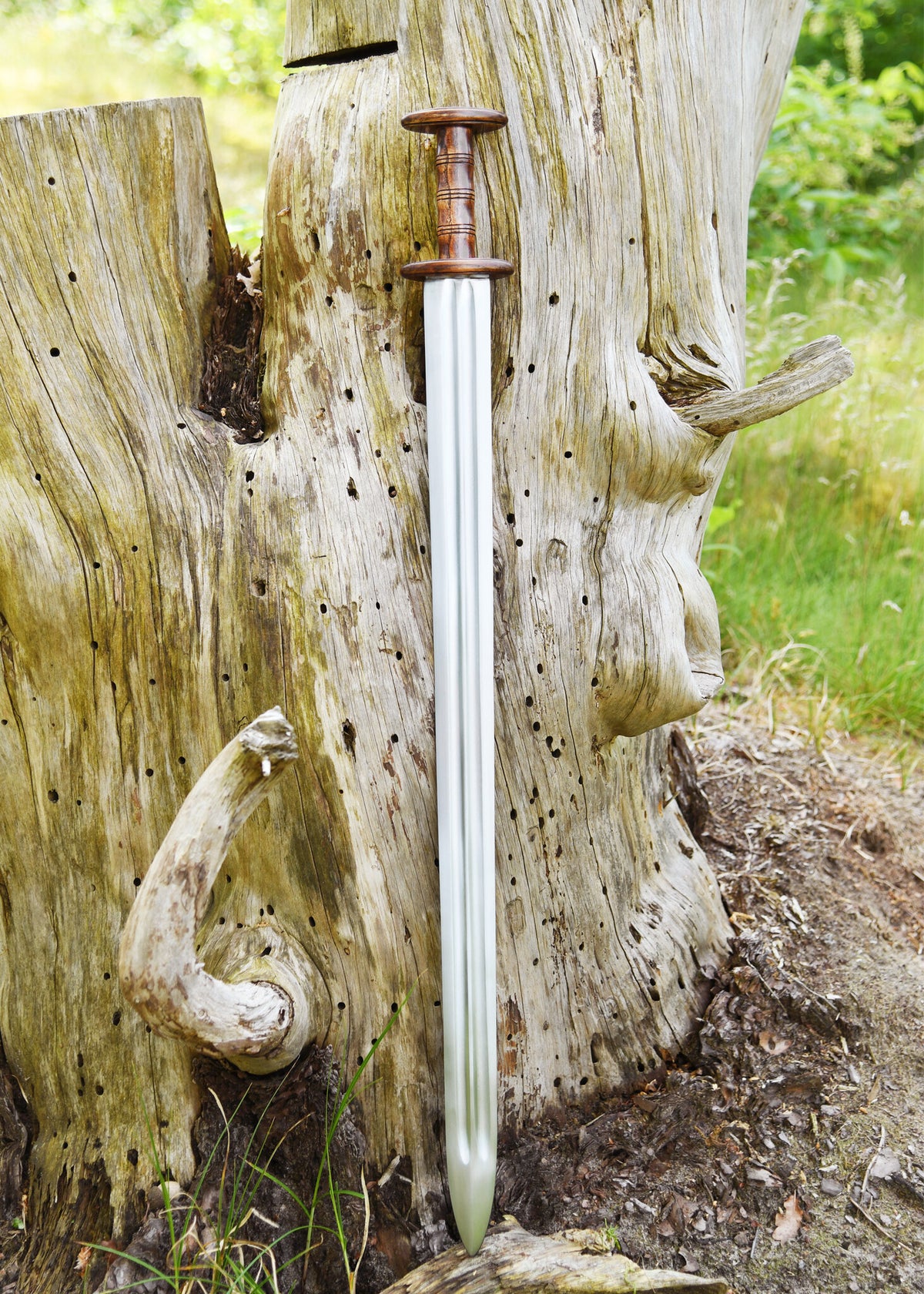 Germanic sword Nydam, semi-sharp