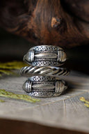 Germański pierścień z epoki żelaza Naustdal, posrebrzany brąz