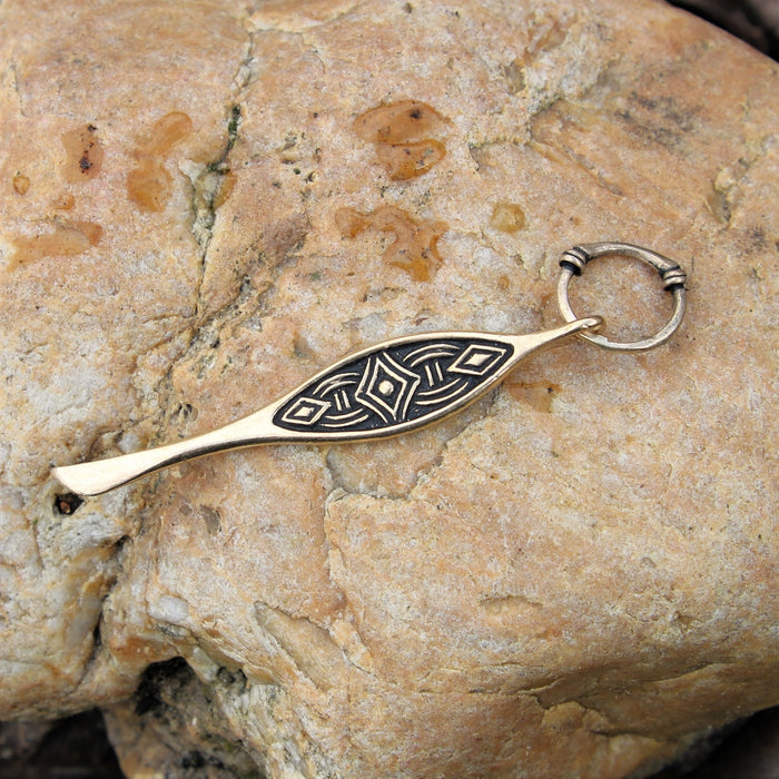 Viking nail cleaner Birka grave 660