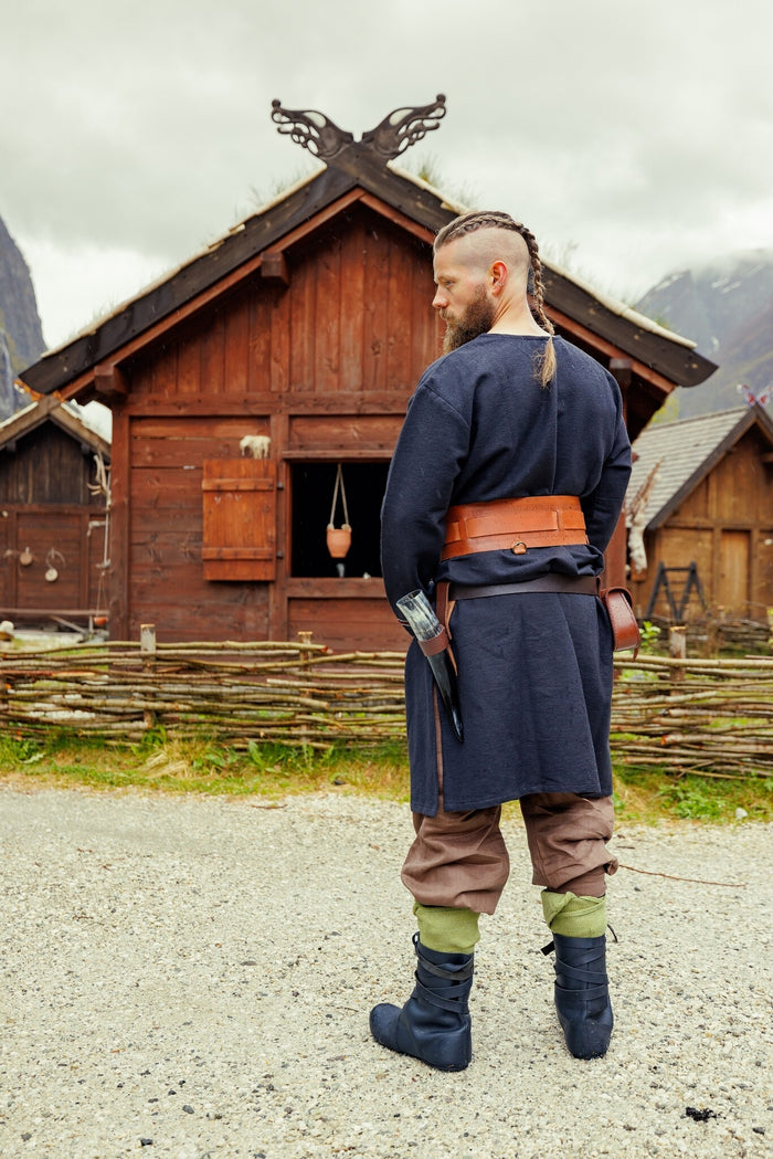 Viking tunic Hugin & Munin, black