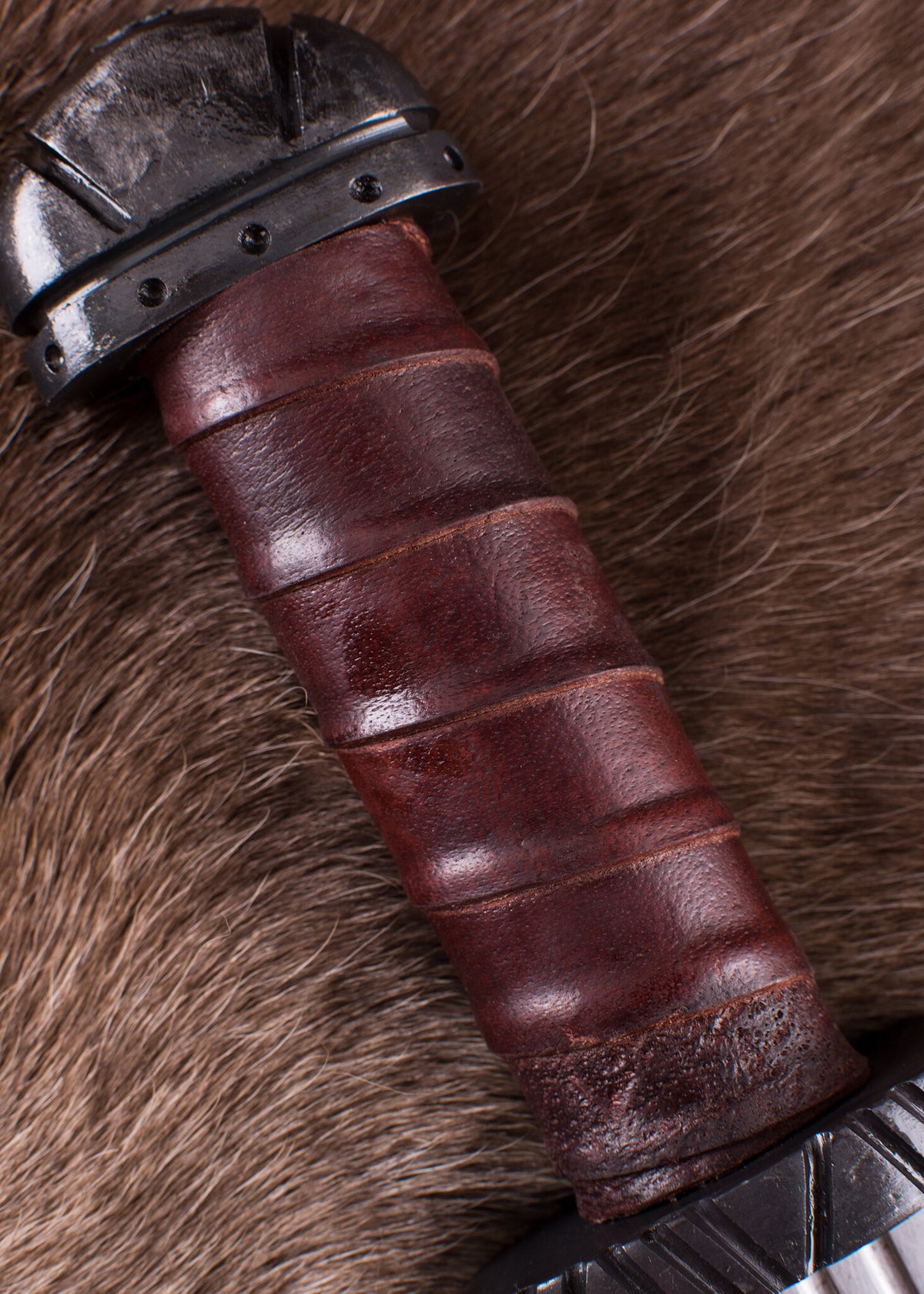 9th-century seax with leather grip, semi-sharp