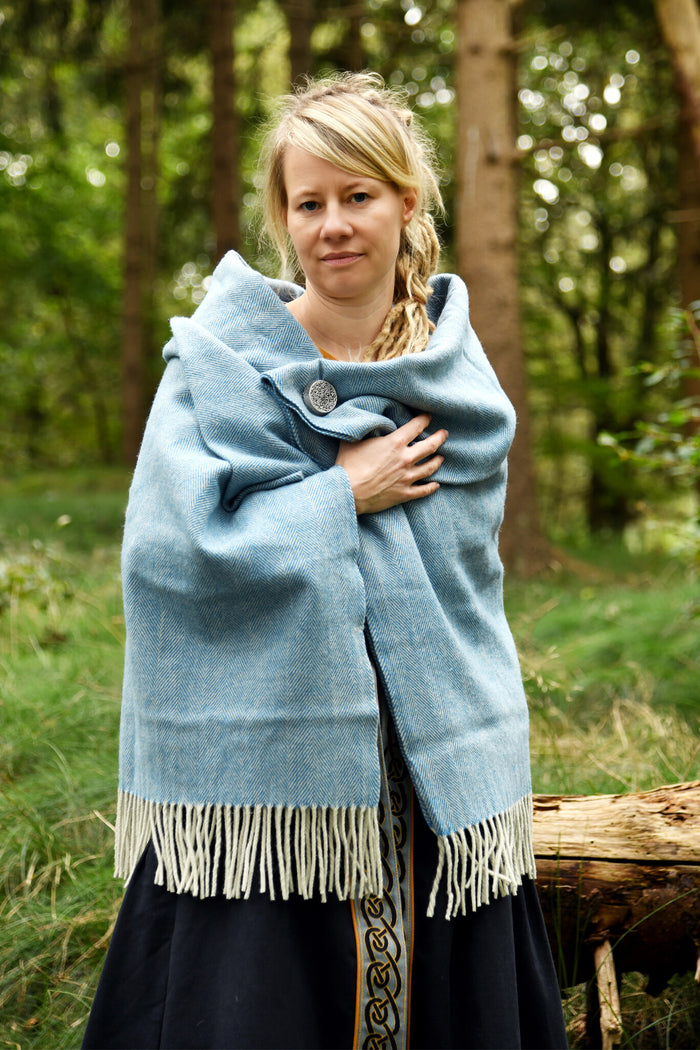 Germanic Iron Age cloak, wool, blue
