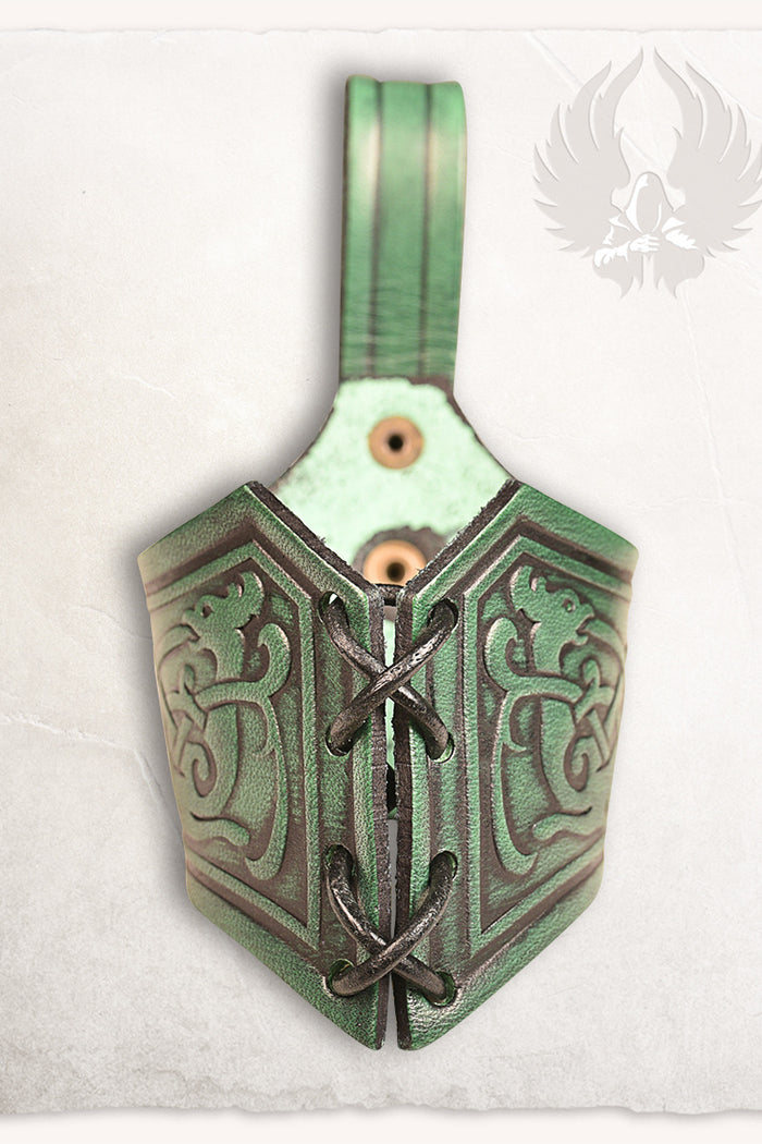 Drinking horn belt holder Castagir green
