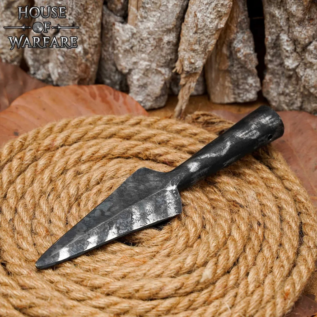 Viking spearhead, semi-sharp