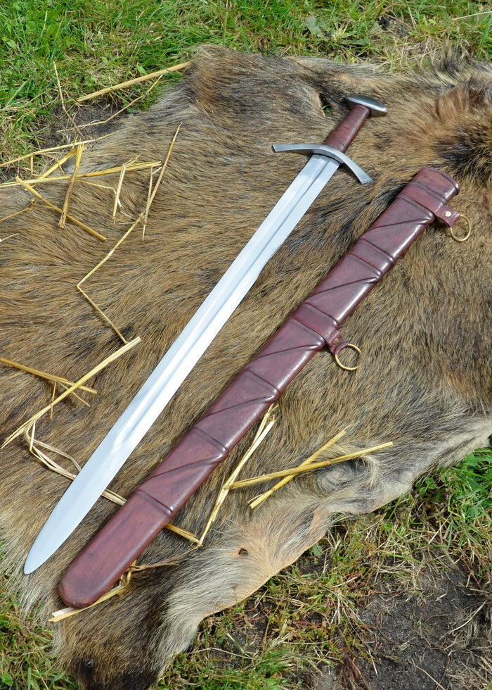 Sword of St. Maurice, semi-sharp