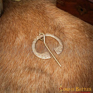 Celtic horseshoe fibula, brass
