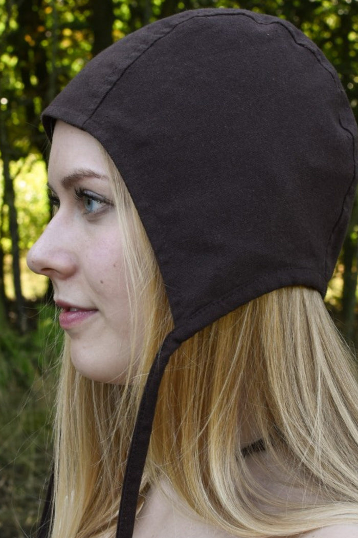 Medieval-renaissance cap gouda, brown
