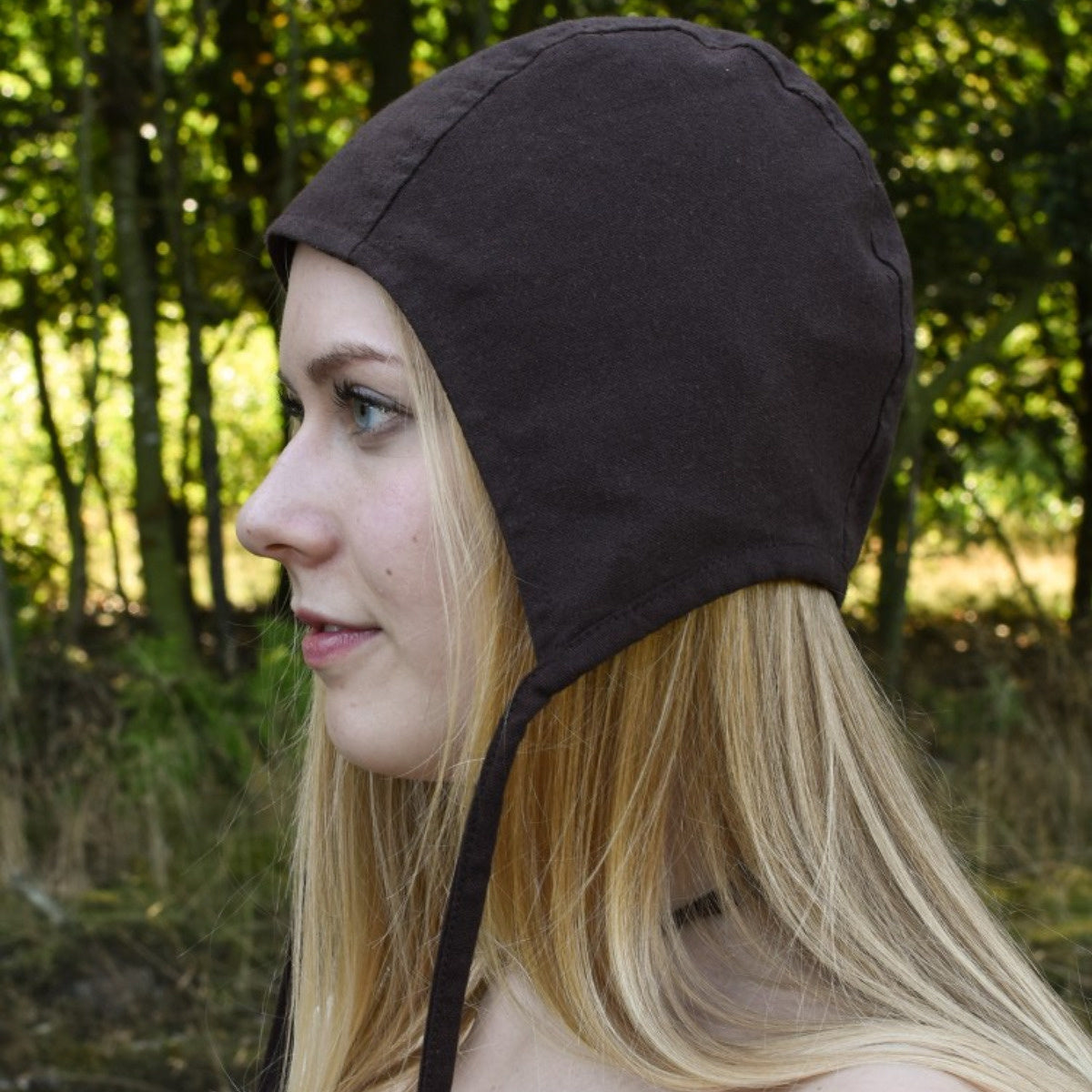 Medieval-renaissance cap gouda, brown