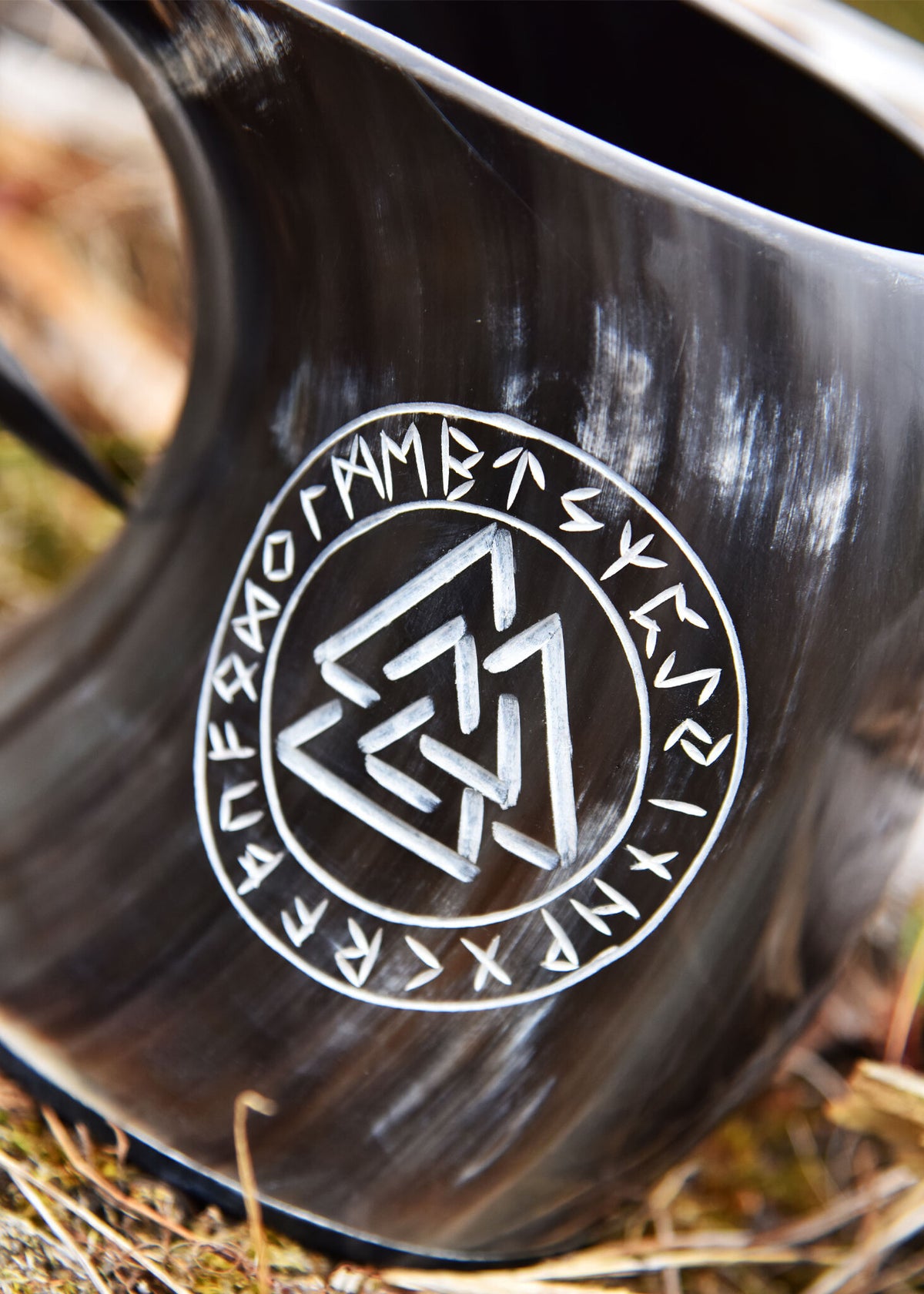 Horn cup, Valknut, 650-1000 ml