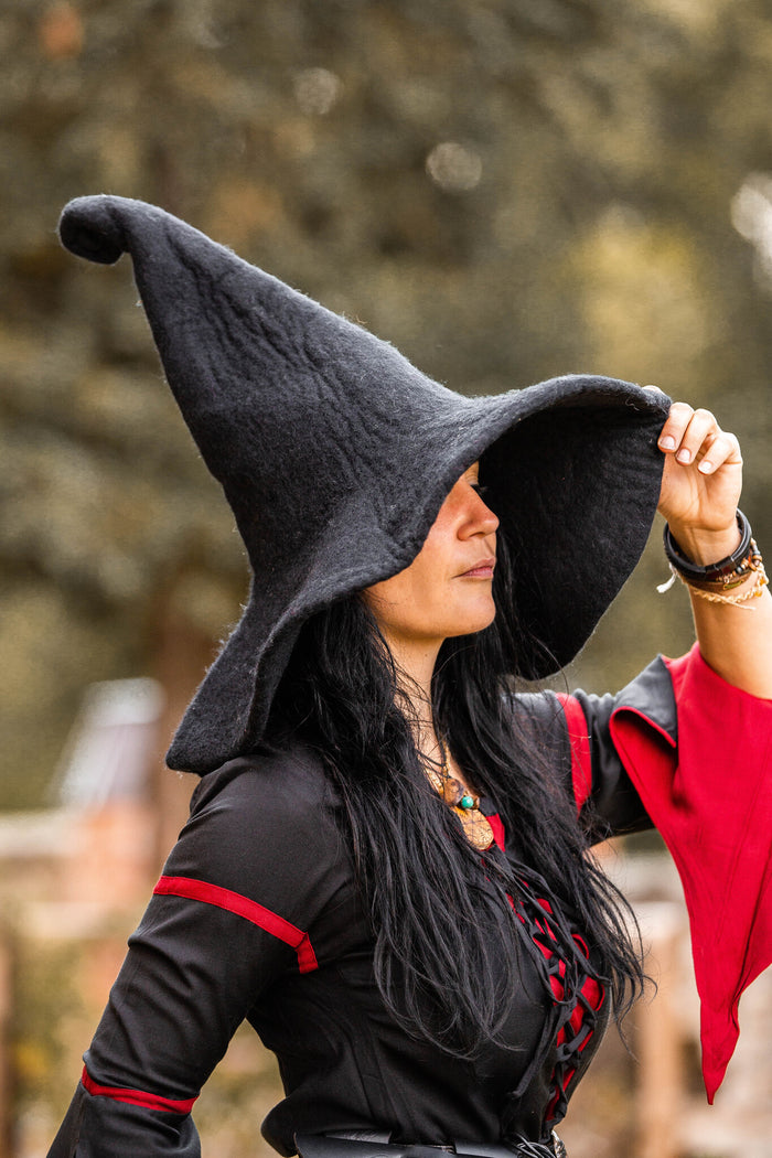 Witch hat, black, wool felt