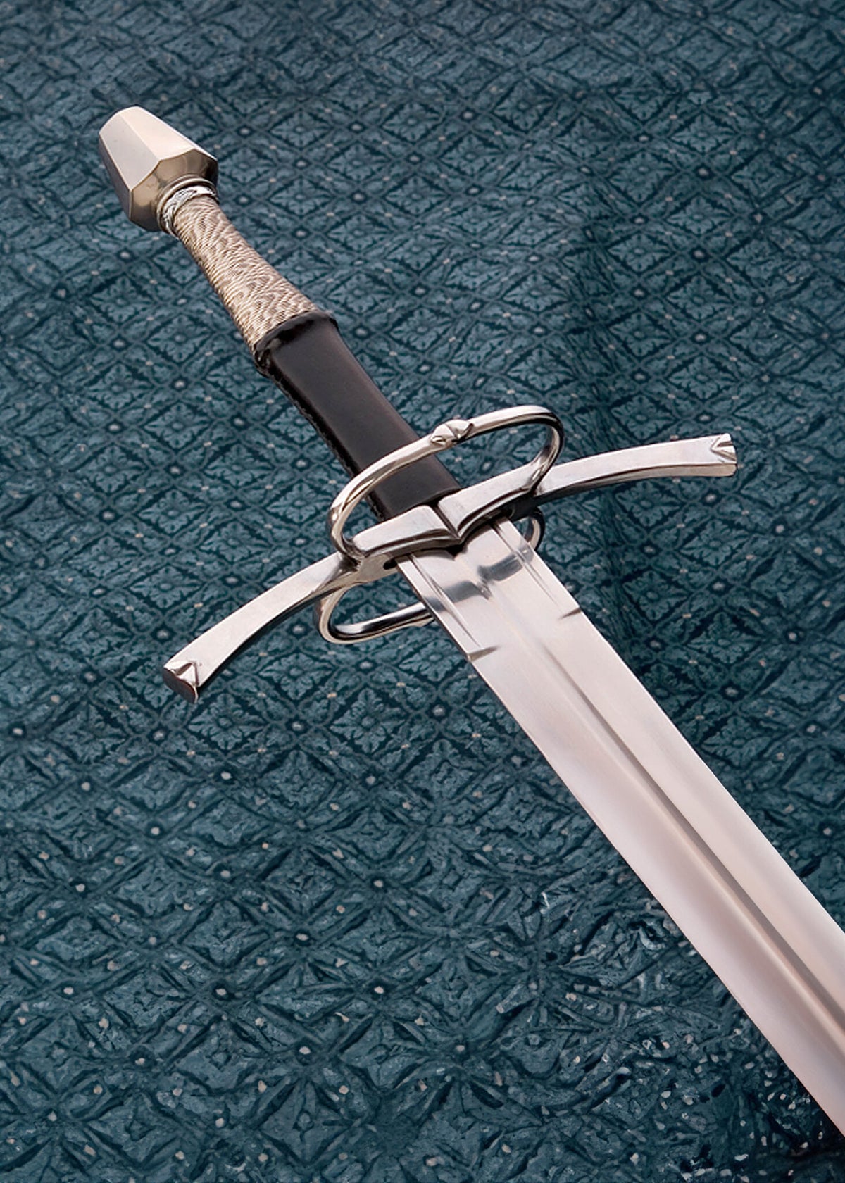 Longsword Peter, 16th century, semi-sharp