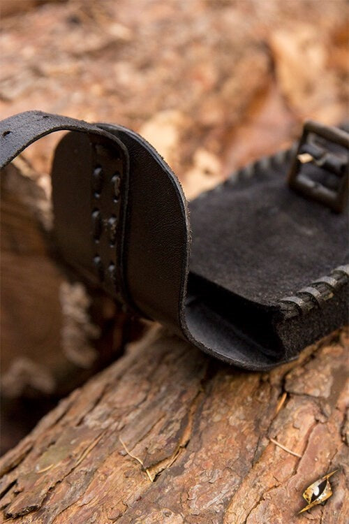 Square pouch Raymond, black