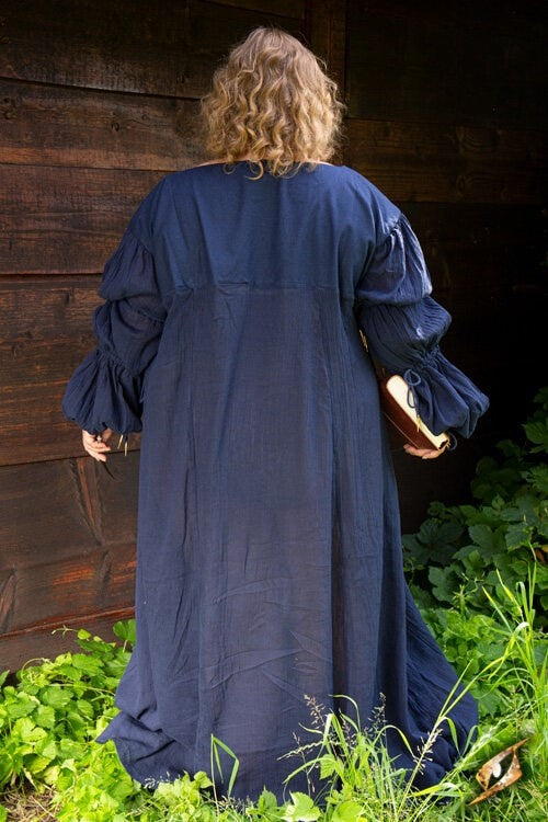 Renaissance dress Lucretia, blue