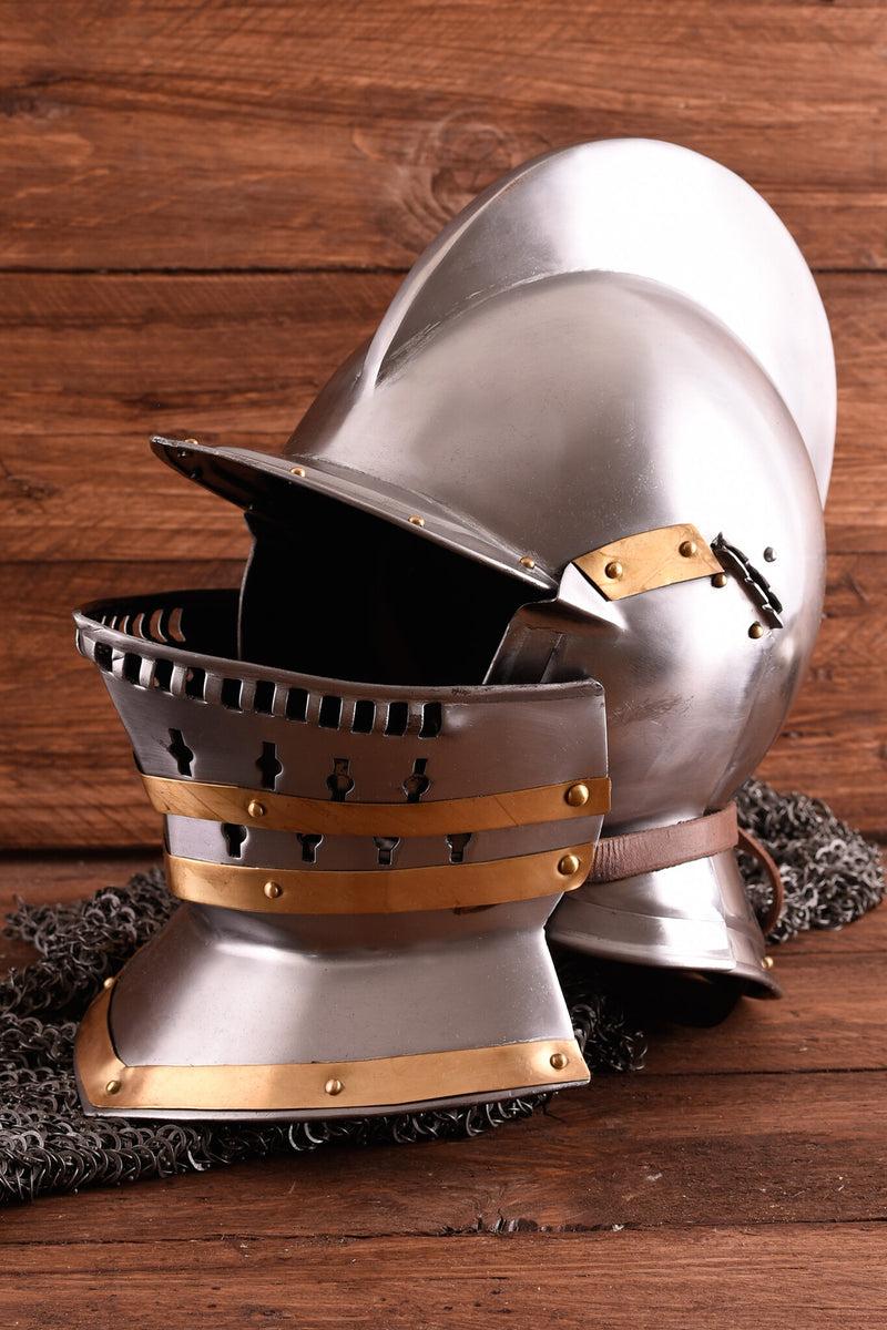 Tudor Burgonet mit Falling Buffe, 1,3 mm