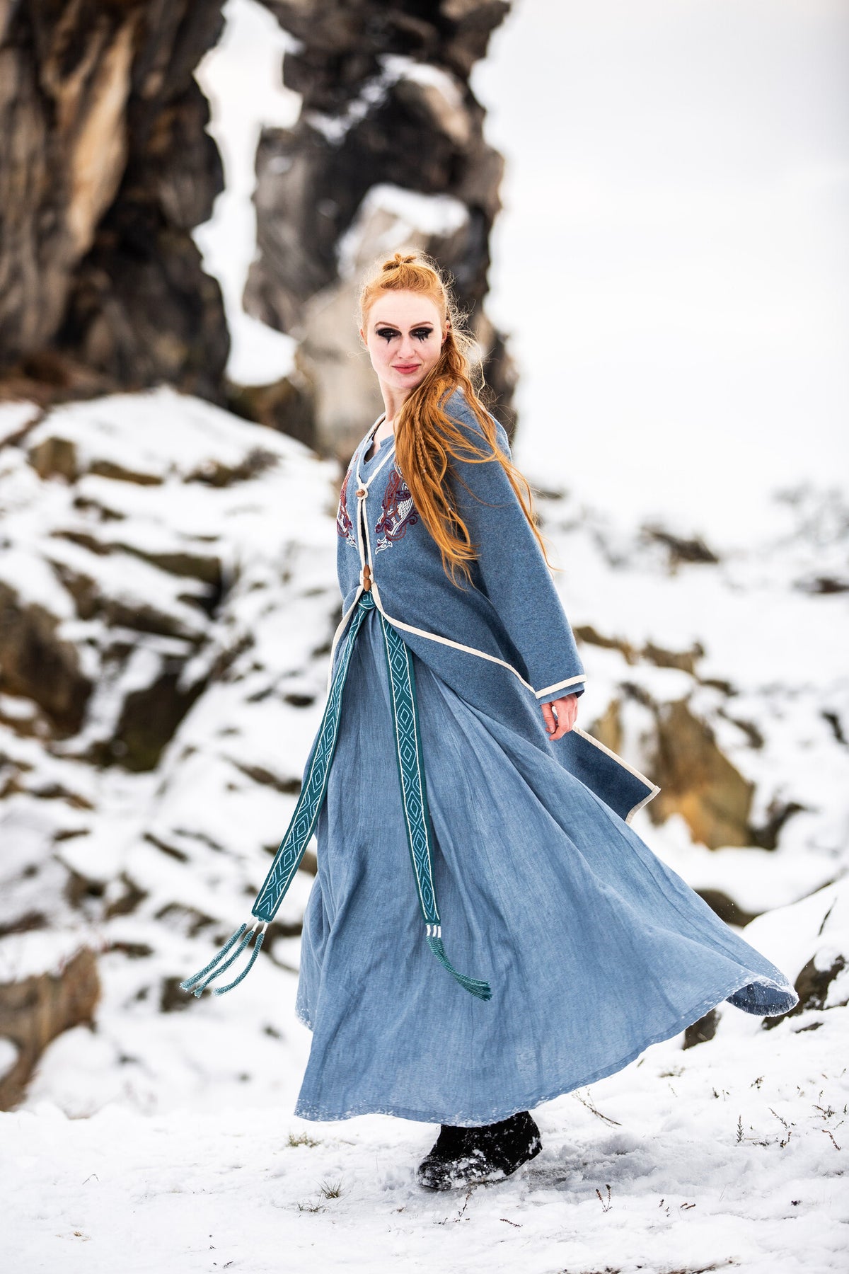 Viking kaftan Skadi, blue, wool blend
