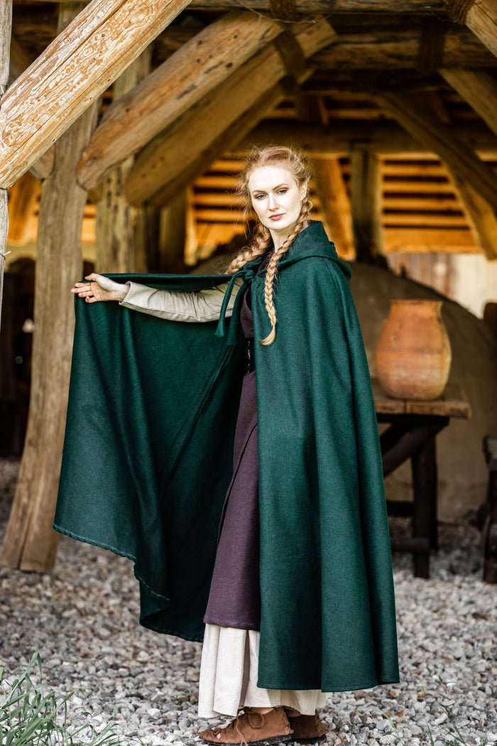 Medieval cloak Karen green, wool mix
