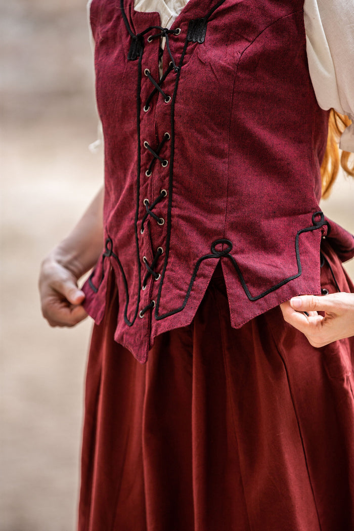 16th century doublet Christine red