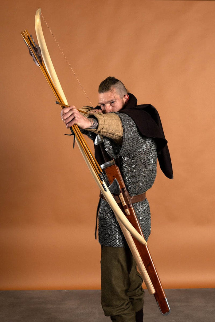 Marksman bow 70" (178 cm) light brown, 40 lbs