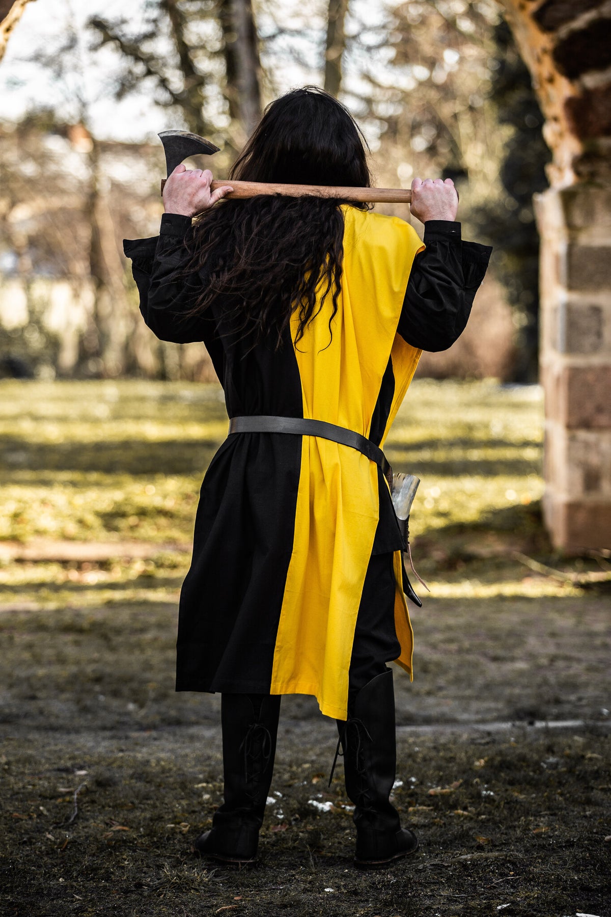 Surcoat men, black-yellow