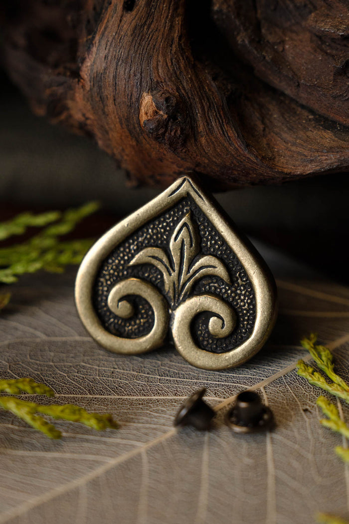 Heart-shaped Viking belt fitting