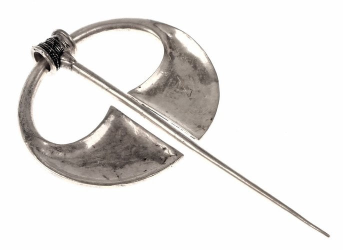Gaelic brooch Ballyspellan, silvered bronze