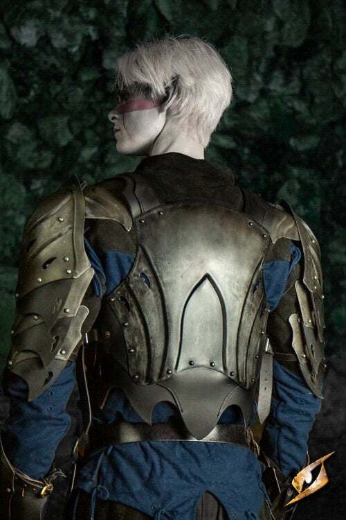 Dark elven Eventide cuirass